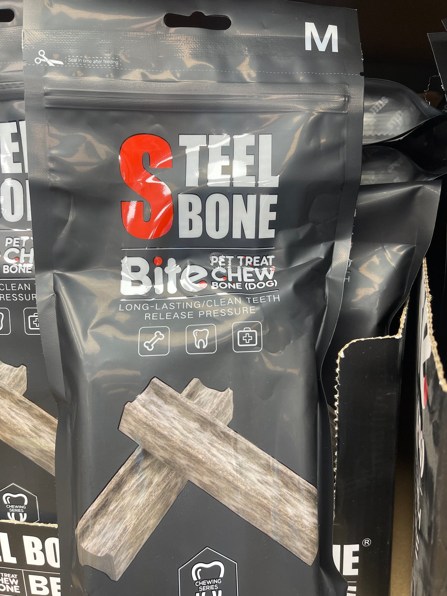 Steel bone size M beef