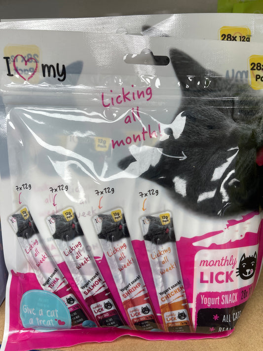 Monthly lick yogurt snack for cats